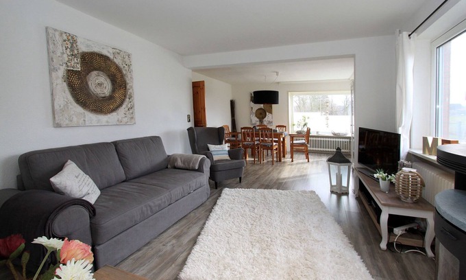 Behrensdorf Apartamento | Vacation apartment/apartment for 5 guests with 98m² in Behrensdorf (126290)