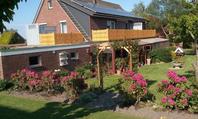 Dornumergrode Apartamento | Vacation apartment Deichblick 2 OG