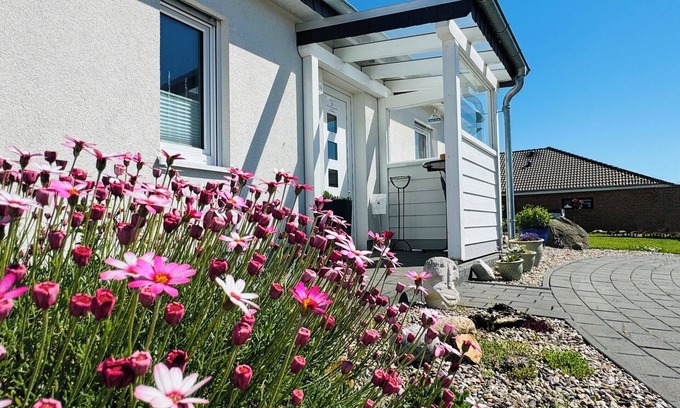 Hasselberg Apartamento | Vacation apartment "Ostsee-Brise" in Hasselberg.
