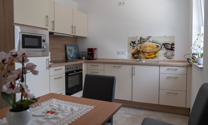 Laufen Apartamento | Vacation apartment with Salzach view, terrace and quiet location