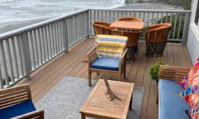 Smith River Casa | Vacation Beach House on the Ocean