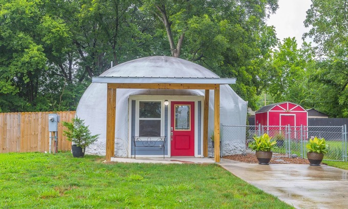 East Lake Cabaña | Alquiler de domos de vacaciones en la ciudad única de Chattanooga TN
