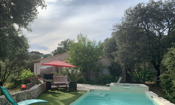 Saint-Privat-des-Vieux Casa | Holiday rental in lush greenery and swimming pool