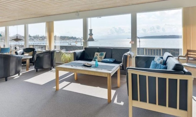 Diernæs Casa | Vacation home "Annlisa" - 25m from the sea in SE Jutland in Rødekro - 8 persons, 4 bedrooms