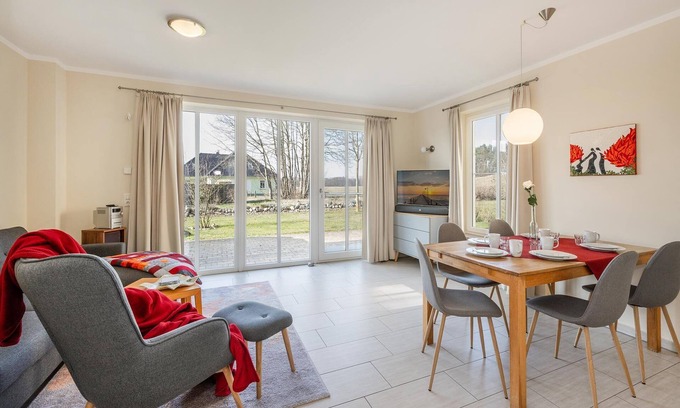 Korswandt Casa | Vacation home Sonne 6c - two bathrooms and terrace