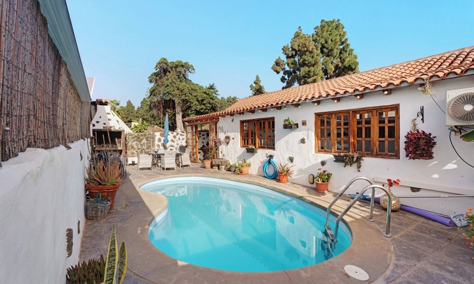 Cueva del Viento Casa | Casa de vacaciones 'El Lagar' con vistas a la montaña, Wi-Fi y aire acondicionado