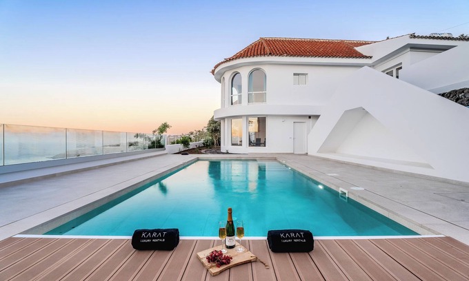 Sauzal Casa | Casa Vacacional 'Karat Sound Of The Sea' con Vistas al Mar, Wi-Fi y Aire Acondicionado