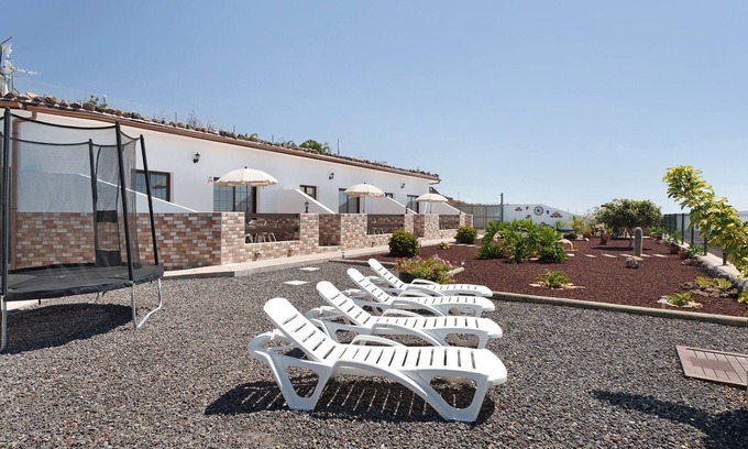 San Miguel de Abona Casa | Vacation Home 'La Sabina De Manuel' with Sea View, Private Terrace and Wi-Fi