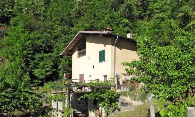 Stazzona Casa | Casa de vacaciones Ronco en Dongo - 3 personas, 1 dormitorios