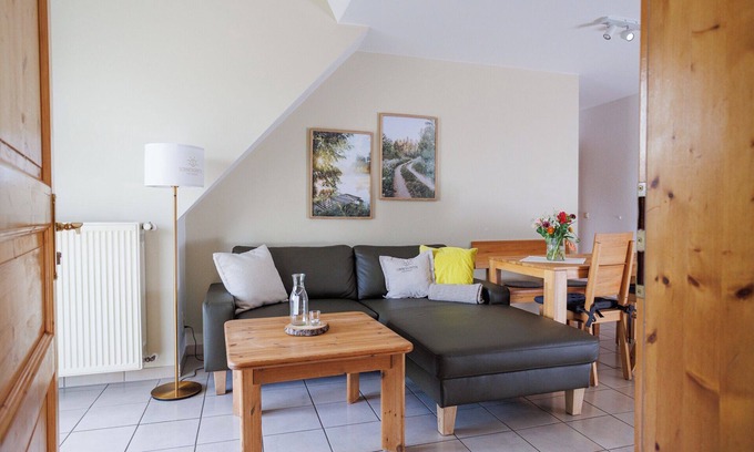 Gunzenhausen Apartamento | Acogedora casa de vacaciones con conexión Wi-Fi gratuita, habitaciones amplias y muchas posibilidades para sus hijos.