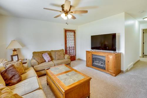 Aurora Casa | Vacation Rental Near South Dakota State University