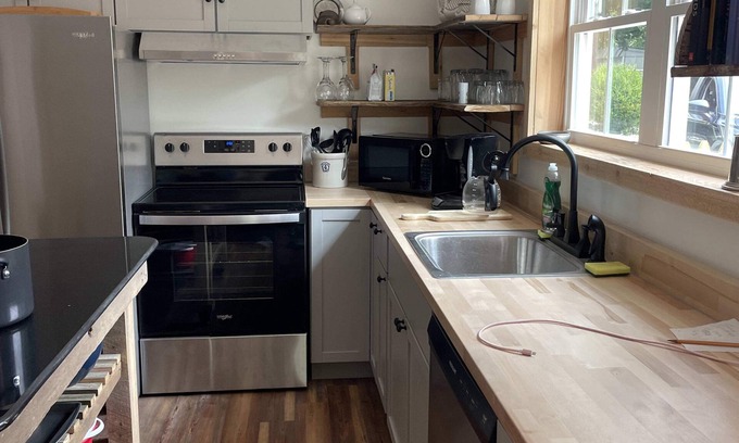 Bolivar Casa | Vacation Rental Thistle Cottage