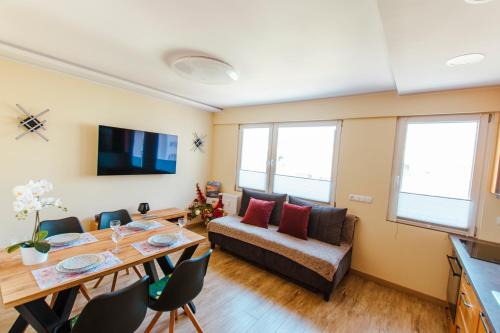 West Pomeranian Voivodeship Apartamento | VacationClub - Gierczak 15 Apartament 10