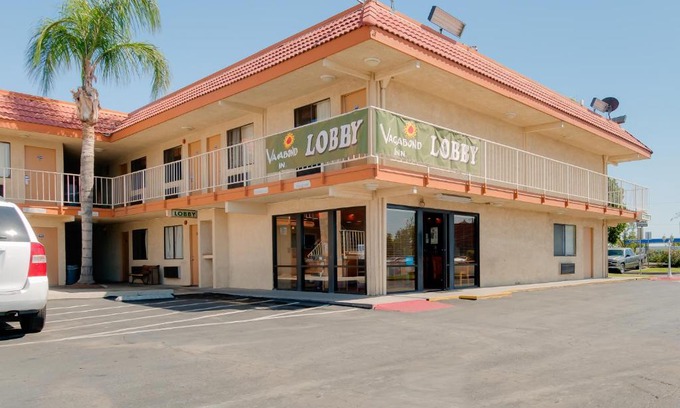 Oildale Hotel | Vagabond Inn Bakersfield North