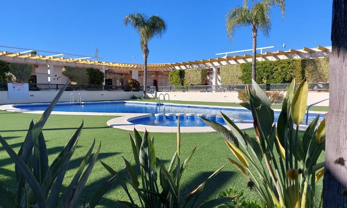 Mil Palmeras Apartamento | Vakantiewoning Melrose Place - Mil Palmeras - 900 m van zee