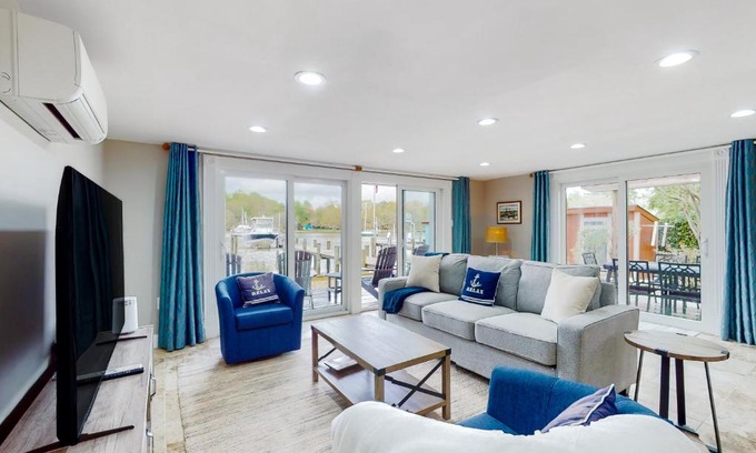 Herald Harbor Casa | Valentine Creek Retreat