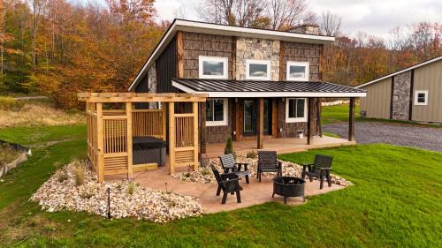 Timberline Casa | Valley View Resort Cabin #4, 2-Bed, Modern-Luxury with Hot Tub in Canaan Valley, WV