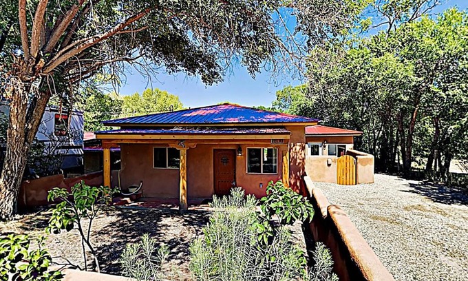 Taos Casa | Valverdo Oasis