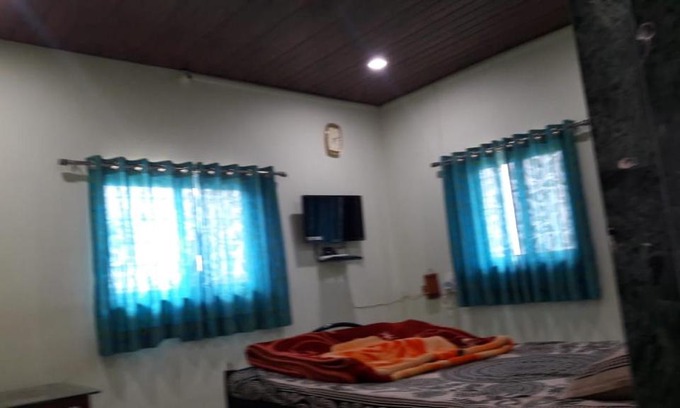Satara Casa | Vamoose Annai Shristhi