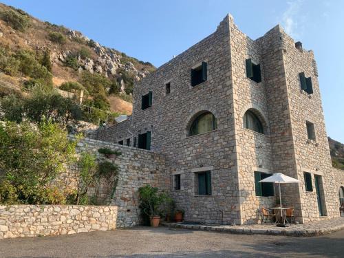 Neon Oitylo Apartamento | Vatoulia House