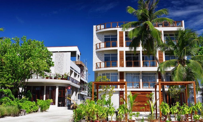 Maafushi Casa | Velana Beach Hotel Maldives