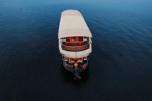 Alappuzha Hotel | Venice Premium Houseboats Alleppey