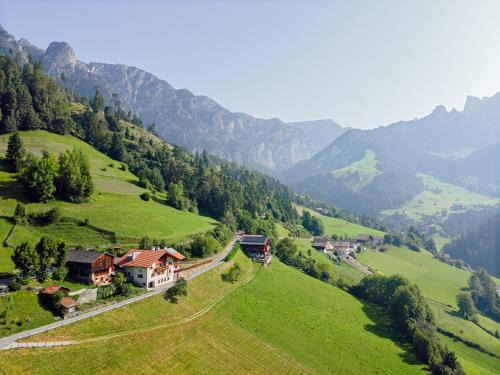 San Cipriano Cama Y Desayuno | Veraltenhof Agriturismo B&B