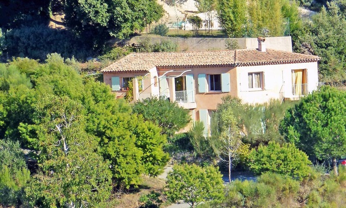 Cagnes-sur-Mer Apartamento | Tres partes en villa con jardín cerca del mar