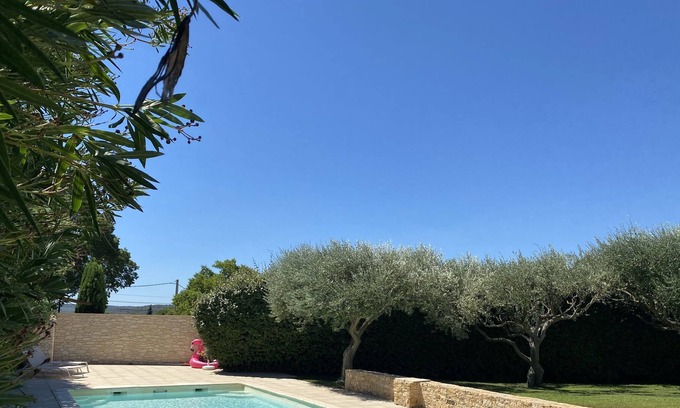 Saint-Maximin Villa | Muy bonita casa con aire acondicionado - piscina privada - barrio muy tranquilo.