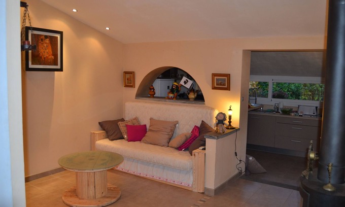 Folelli Casa | Muy bonito apartamento en la planta baja con aire acondicionado.
