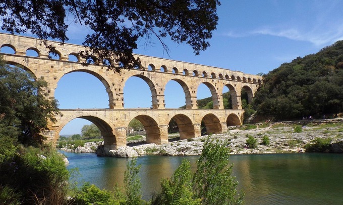 Montfrin Apartamento | Muy buena ubicación cerca, Arles, Aviñón, Nimes, Aigues Mortes, St Remy de P
