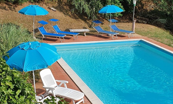 Paciano Villa | Very private 4 bed villa with pool walk to village & restaurants, amazing views!