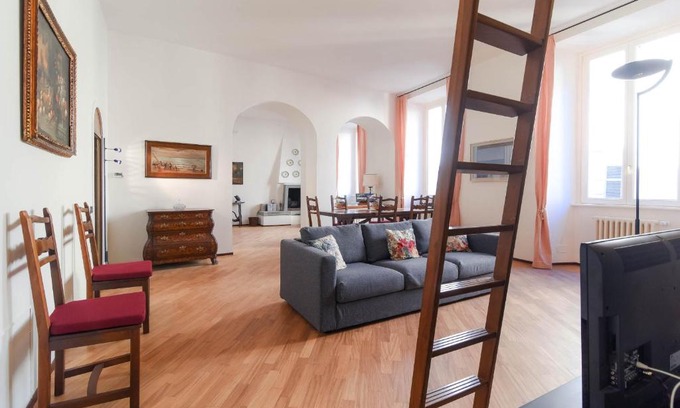 Como City Centre Casa | Via Natta 15 - The House Of Travelers