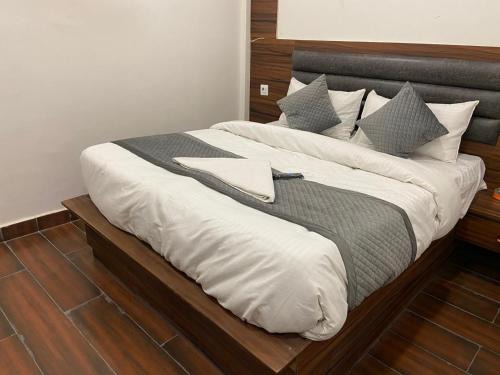 Faridabad Casa | Via Nexus Select