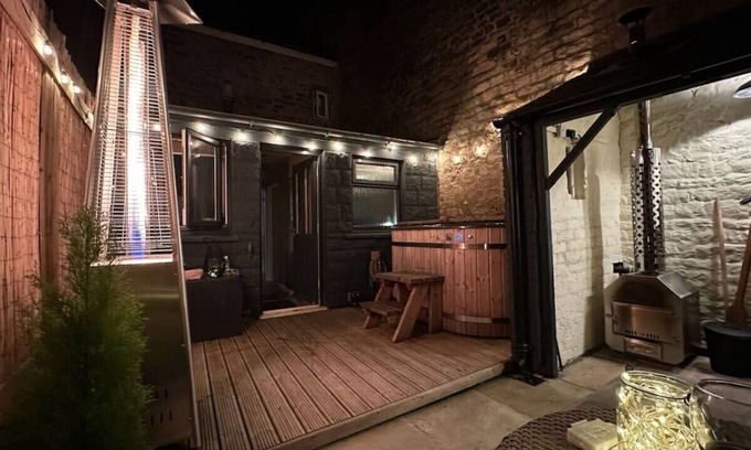 Barnard Castle Cabaña | Victoria Cottage - lovely 1 bed retreat with hot tub