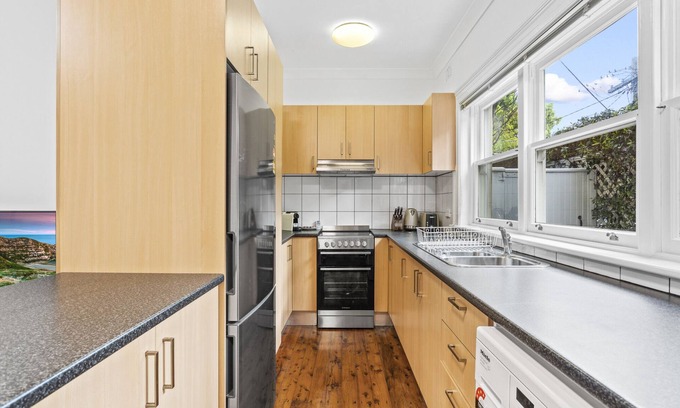 Petersham Apartamento | Victorian Apartment in Lifestyle Hotspot