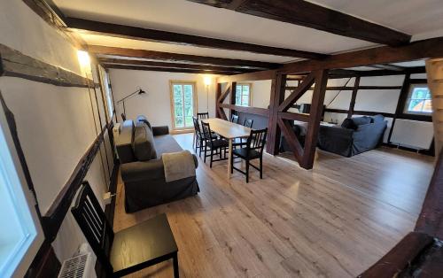 Waitzdorf Apartamento | Vierseithof "Waitzdorfer Hof"