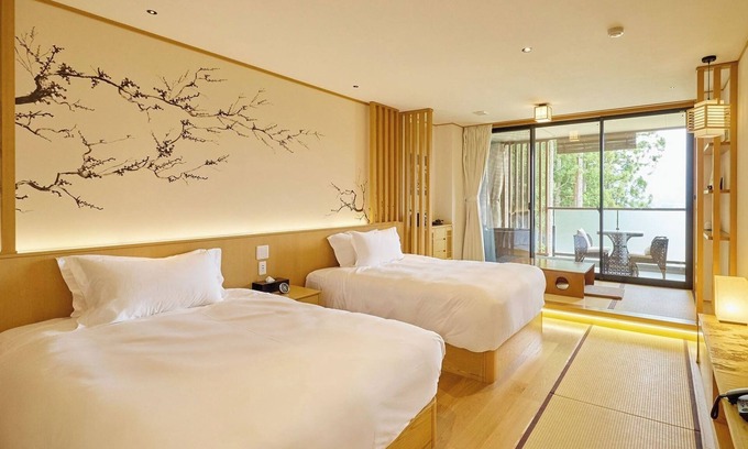 Oishi Hotel | View of Mt Fuji Premium Room Openair bath and balcony included Room only / Minamitsuru-gun Yamanashi