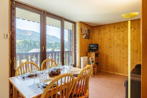 Praz-sur-Arly Apartamento | View Sur Arly E10 - Happy Rentals