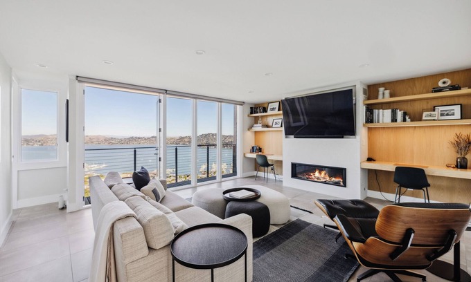 Sausalito Casa | Views from literally every room! 3 bedrooms in Sausalito; Walkable to downtown.