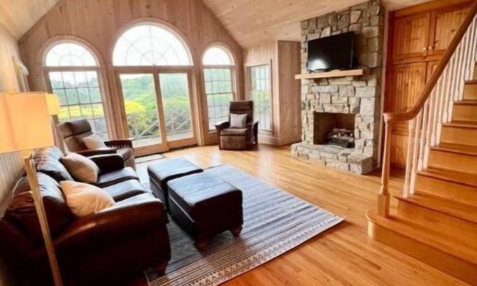 Roaring Gap Casa | Views! Mountain Cabin w/ stone fireplace, indoor pool, pickle ball, golf, gym
