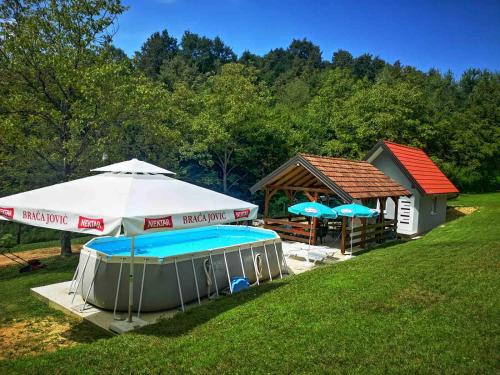 Laktasi Casa | Vikendica La Anja