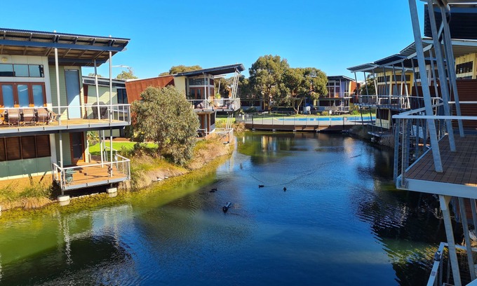 Normanville Villa | Villa 14, South Shores Resort, Normanville - Executive Villa on the Lagoon!