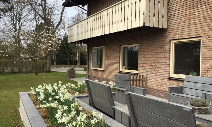 Oostkapelle Villa | Villa 2-14 persons near forest, sea and beach, restaurants, centr. Oostkapelle