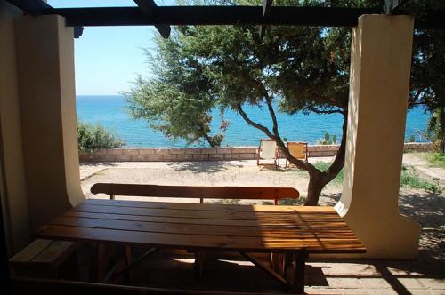 Porto Alabe Apartamento | Villa Alabe - Waterfront Apartments in Bosa Porto Alabe