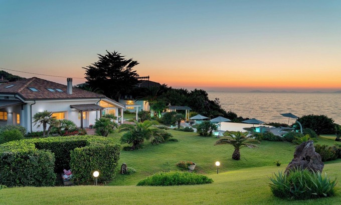 Castelsardo Villa | Villa Ambra 10, Emma Villas