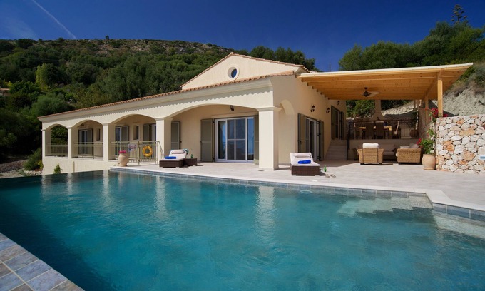 Skala Villa | Villa Asteri Old Skala Ubicación aislada Impresionantes vistas al mar Piscina climatizada infinita