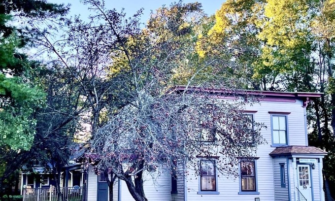 Milford Casa | Villa at Milford, village charm