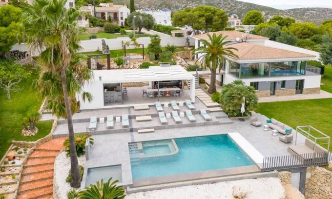 Peñíscola Villa | Villa "Atalaya" con vistas al mar, piscina privada y Wi-Fi