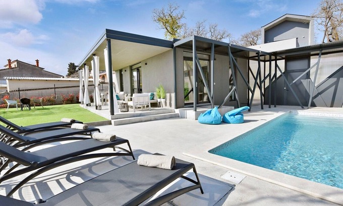 Baderna Villa | Villa Barcolana - encantadora villa con piscina privada cerca de Porec